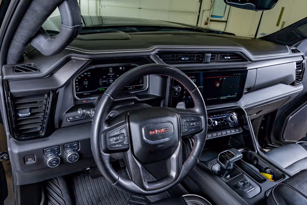2023 GMC Sierra 1500 AT4X Crew Cab Image 17