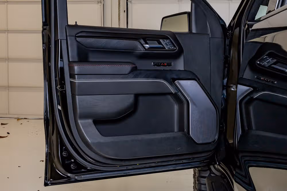2023 GMC Sierra 1500 AT4X Crew Cab Image 36