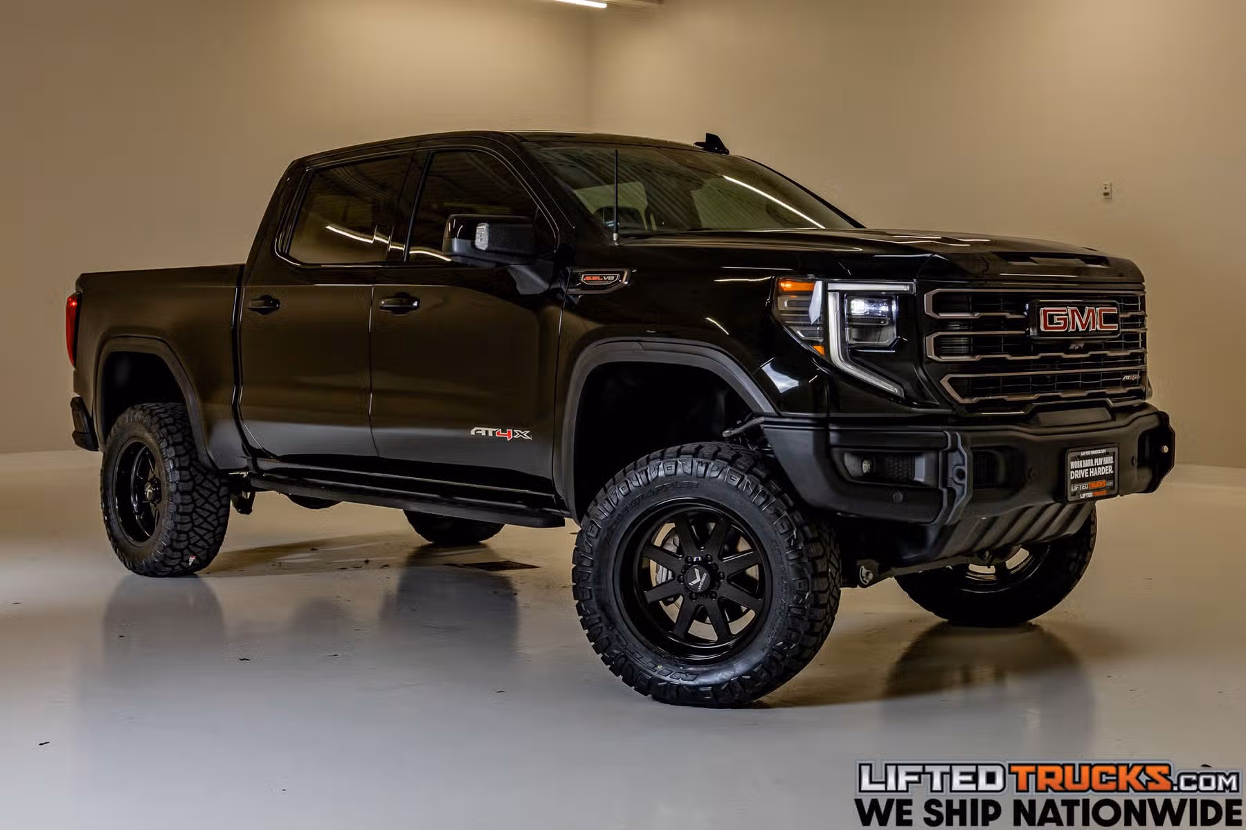 2023 GMC Sierra 1500 AT4X Crew Cab Image 1