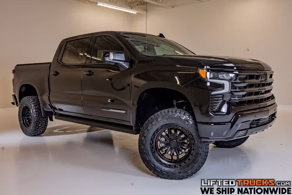 2024 Chevrolet Silverado 1500 High Country Crew Cab Image 1