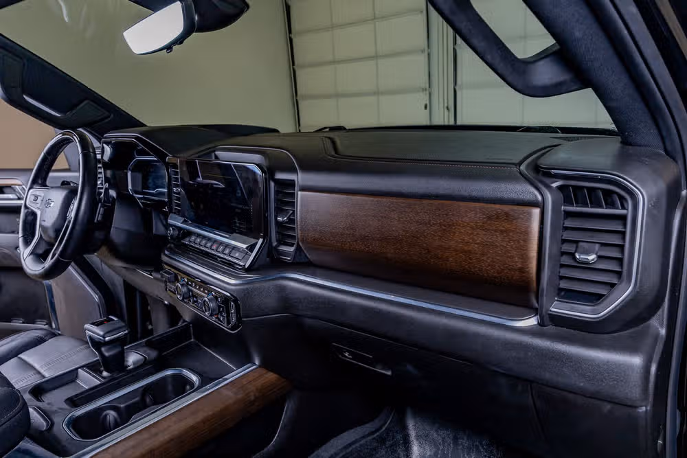 2024 Chevrolet Silverado 1500 High Country Crew Cab Image 18