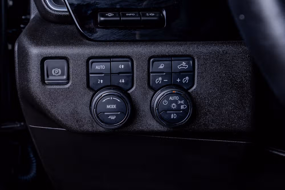 2024 Chevrolet Silverado 1500 High Country Crew Cab Image 22