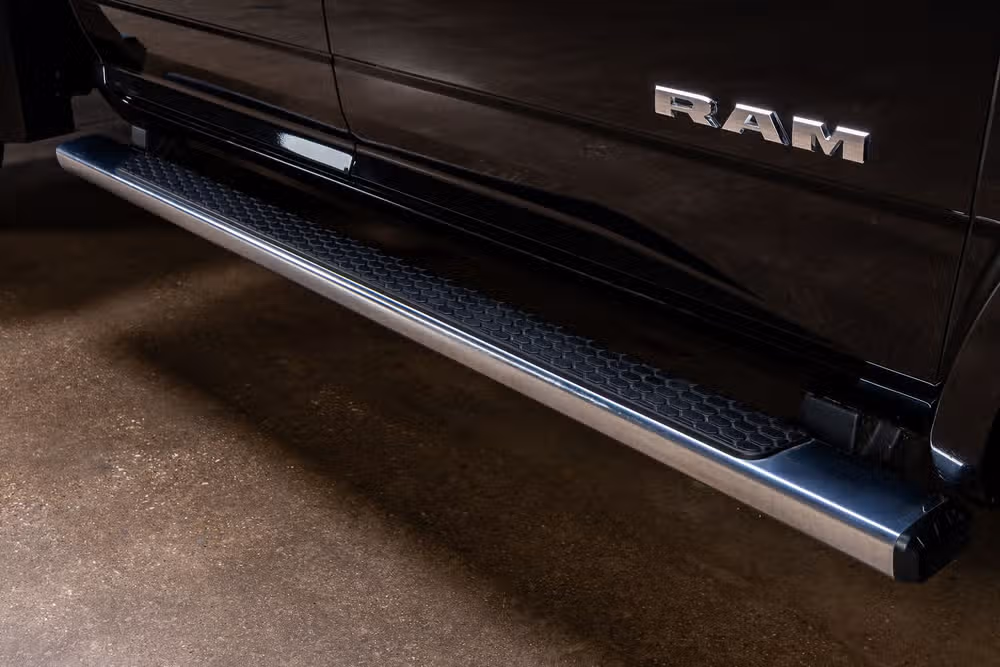 2024 Ram 4500 SLT Chassis Crew Cab Image 11