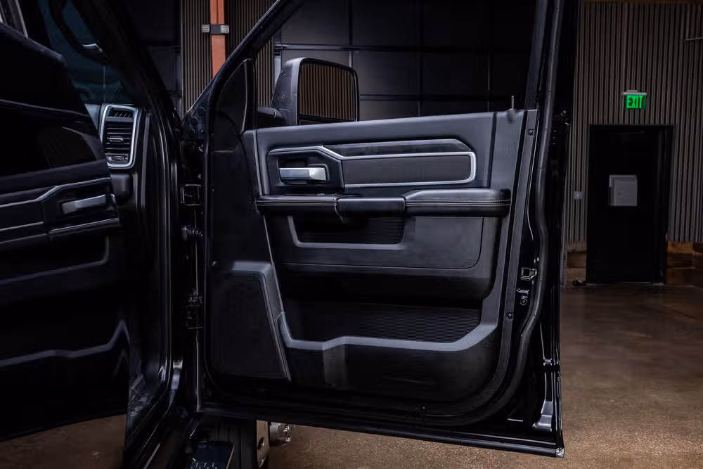 2024 Ram 4500 SLT Chassis Crew Cab Image 36