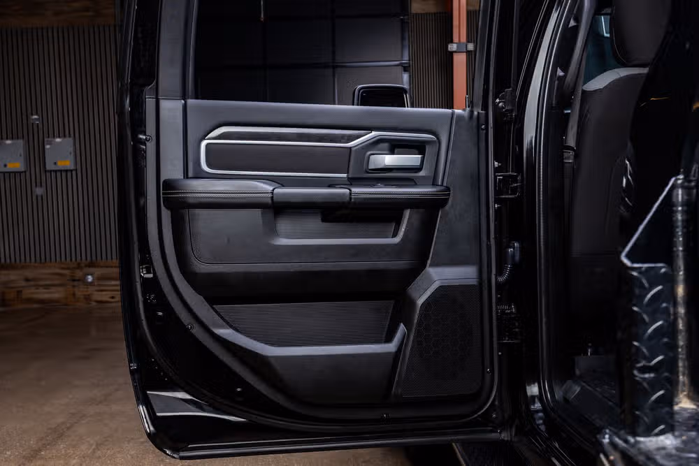 2024 Ram 4500 SLT Chassis Crew Cab Image 37