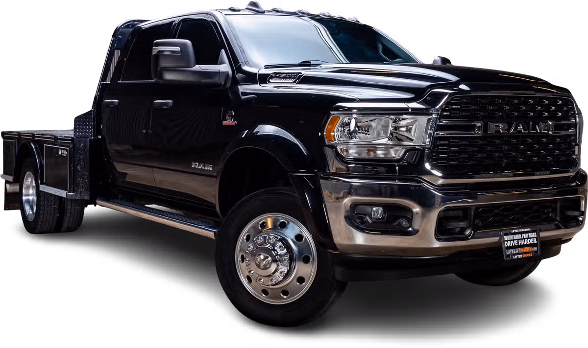 2024 Ram 4500 SLT Chassis Crew Cab