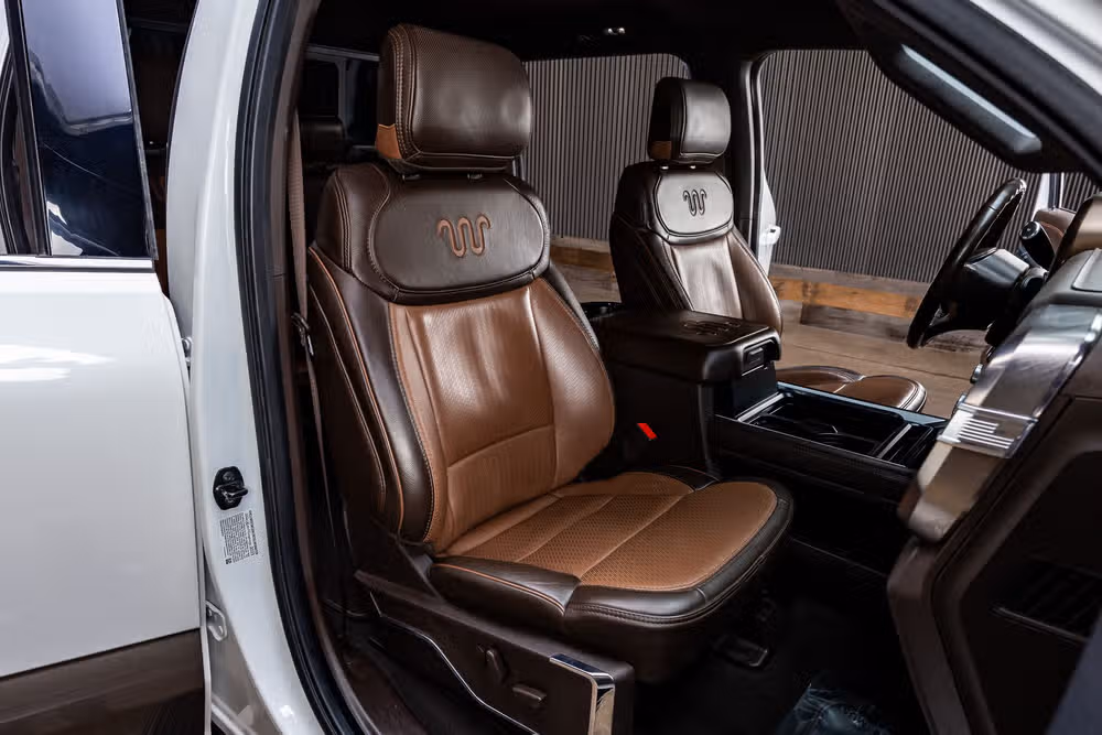 2023 Ford F-250 Super Duty King Ranch Crew Cab Image 32
