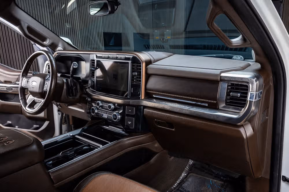 2023 Ford F-250 Super Duty King Ranch Crew Cab Image 18