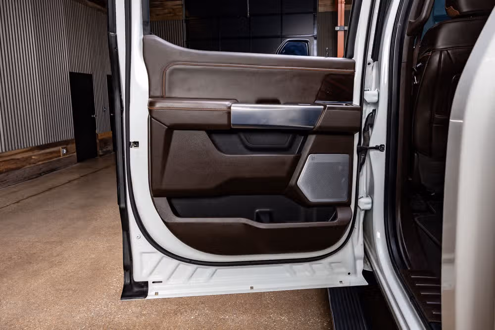 2023 Ford F-250 Super Duty King Ranch Crew Cab Image 39