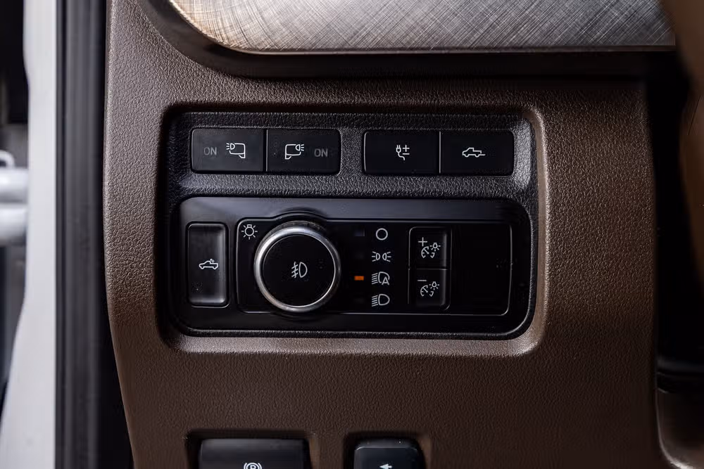2023 Ford F-250 Super Duty King Ranch Crew Cab Image 22