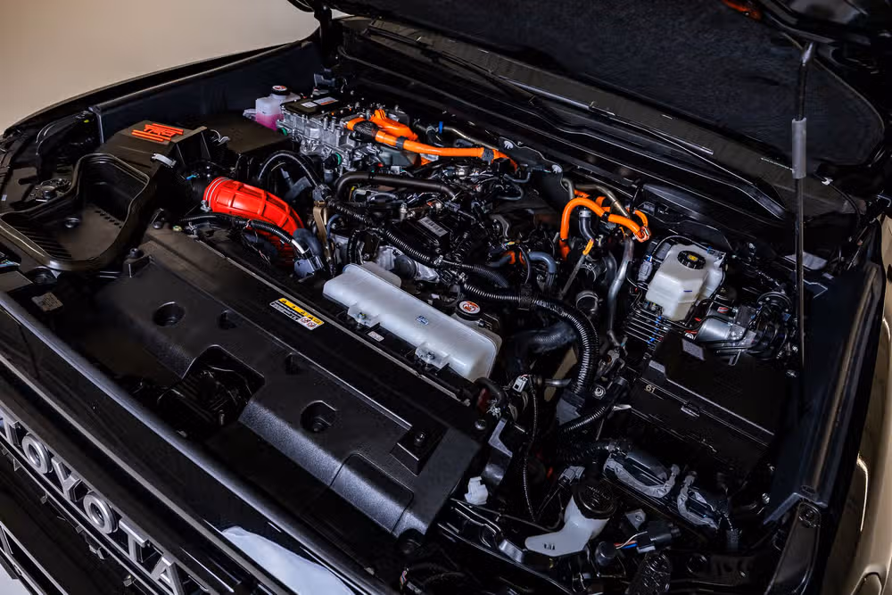 2025 Toyota Tacoma TRD Pro HV Double Cab Image 39