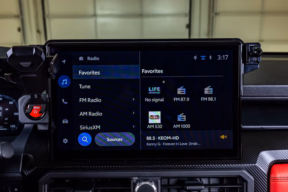 2025 Toyota Tacoma TRD Pro HV Double Cab Image 24