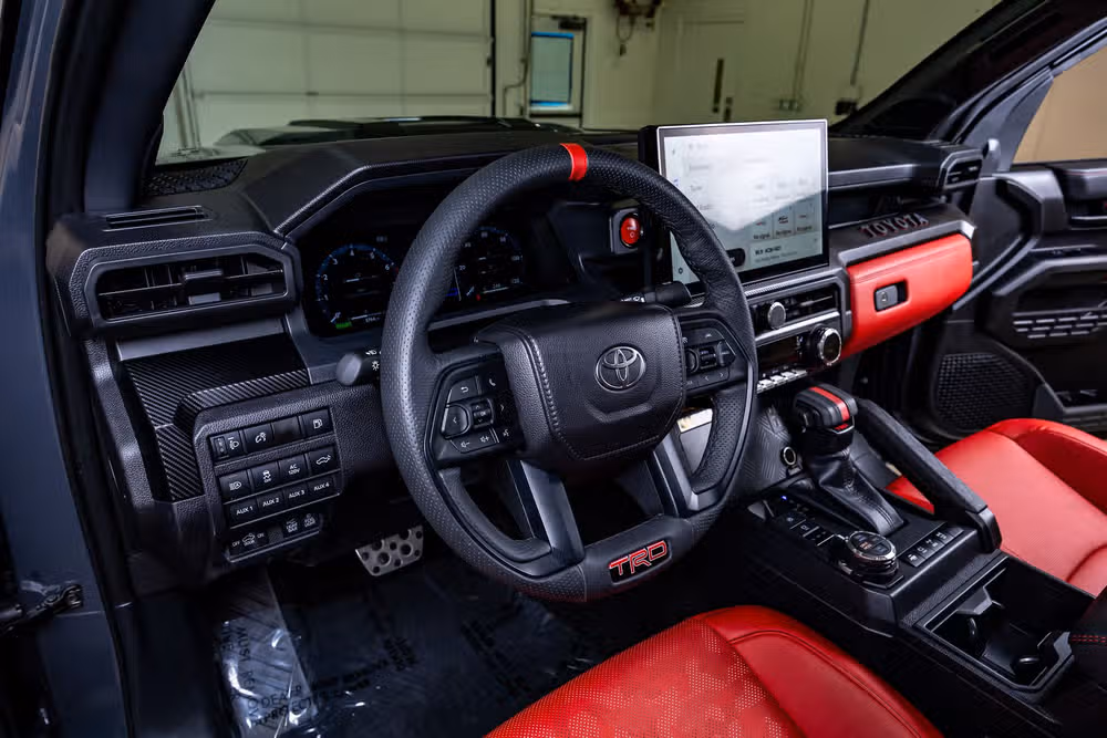 2025 Toyota Tacoma TRD Pro HV Double Cab Image 17