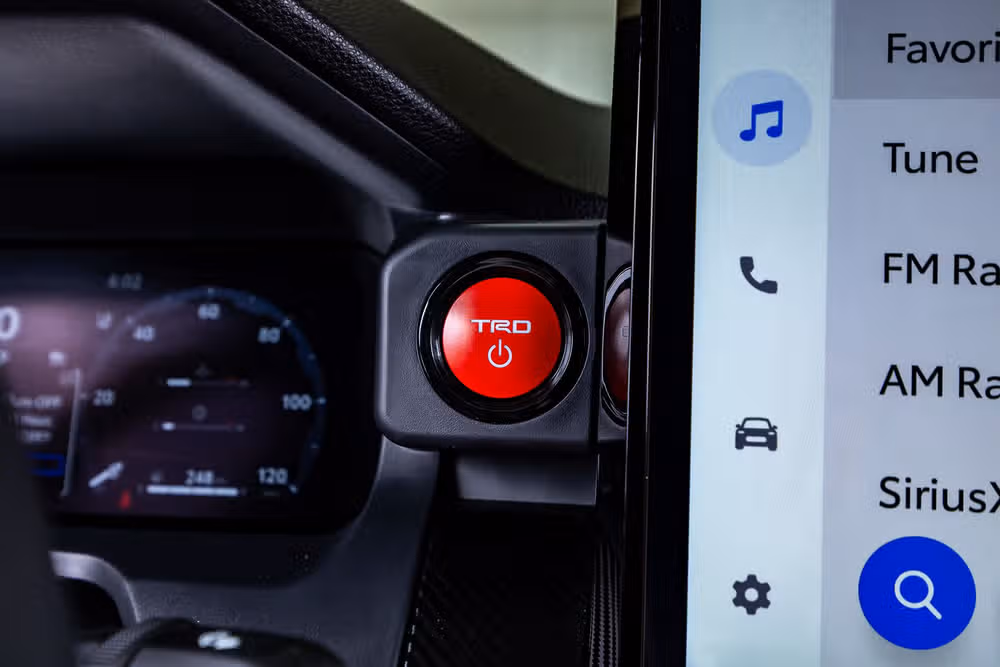 2025 Toyota Tacoma TRD Pro HV Double Cab Image 23