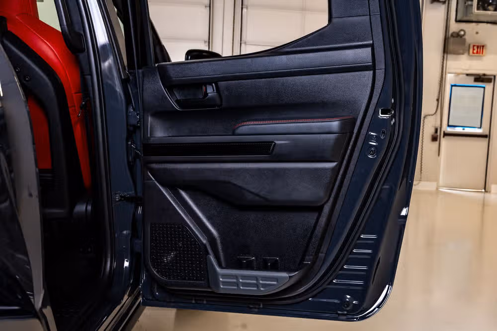 2025 Toyota Tacoma TRD Pro HV Double Cab Image 39