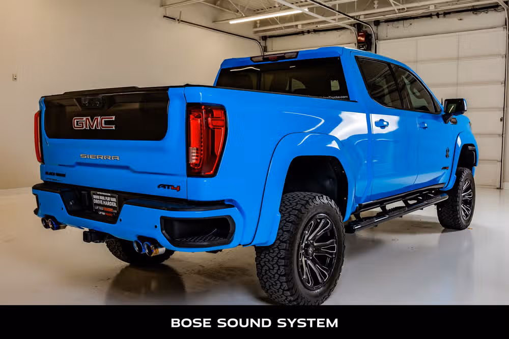 2023 GMC Sierra 1500 AT4 Black Widow Crew Cab Image 9