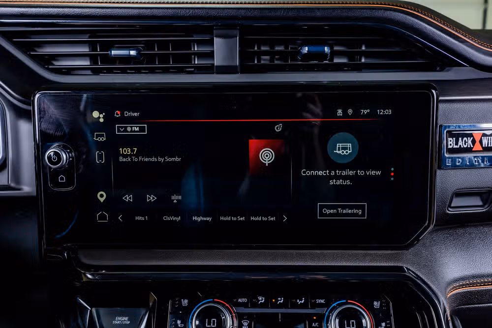 2023 GMC Sierra 1500 AT4 Black Widow Crew Cab Image 24