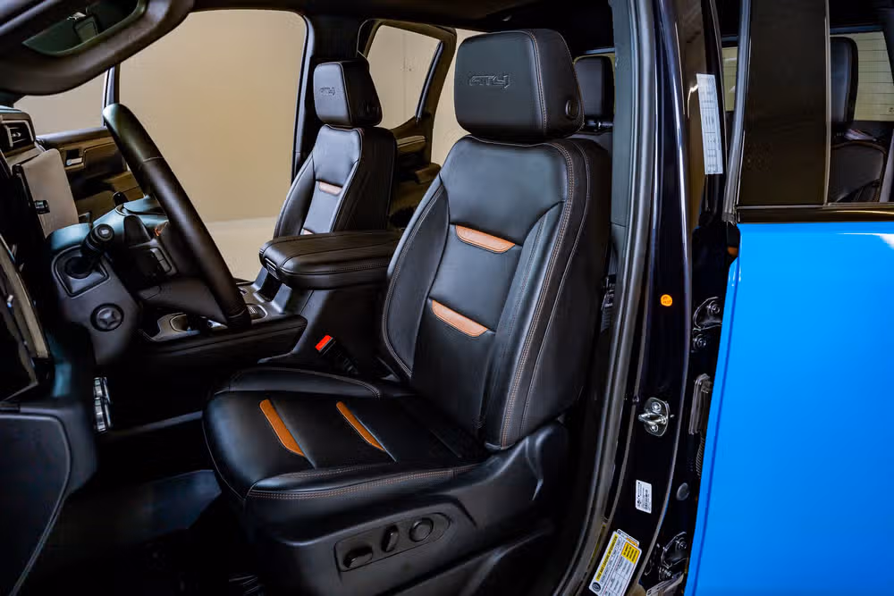 2023 GMC Sierra 1500 AT4 Black Widow Crew Cab Image 29