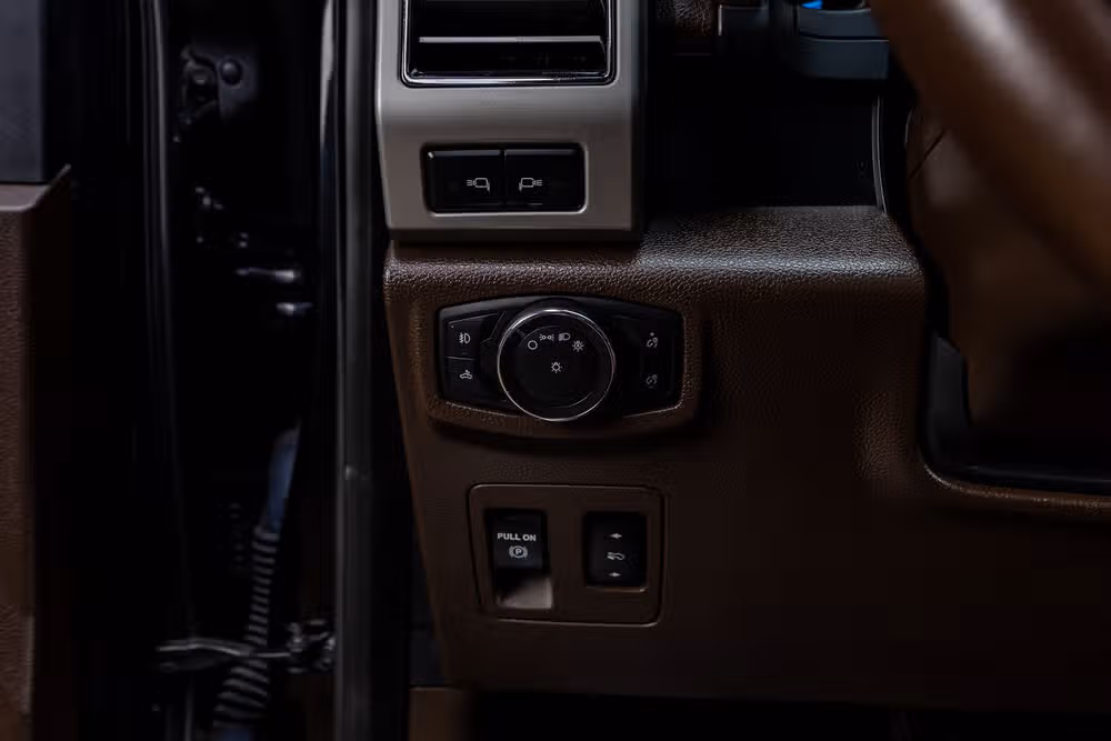 2019 Ford F-150 King Ranch SuperCrew Image 21