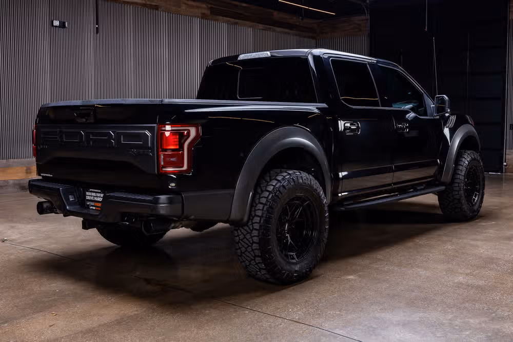 2020 Ford F-150 Raptor SuperCrew Image 10