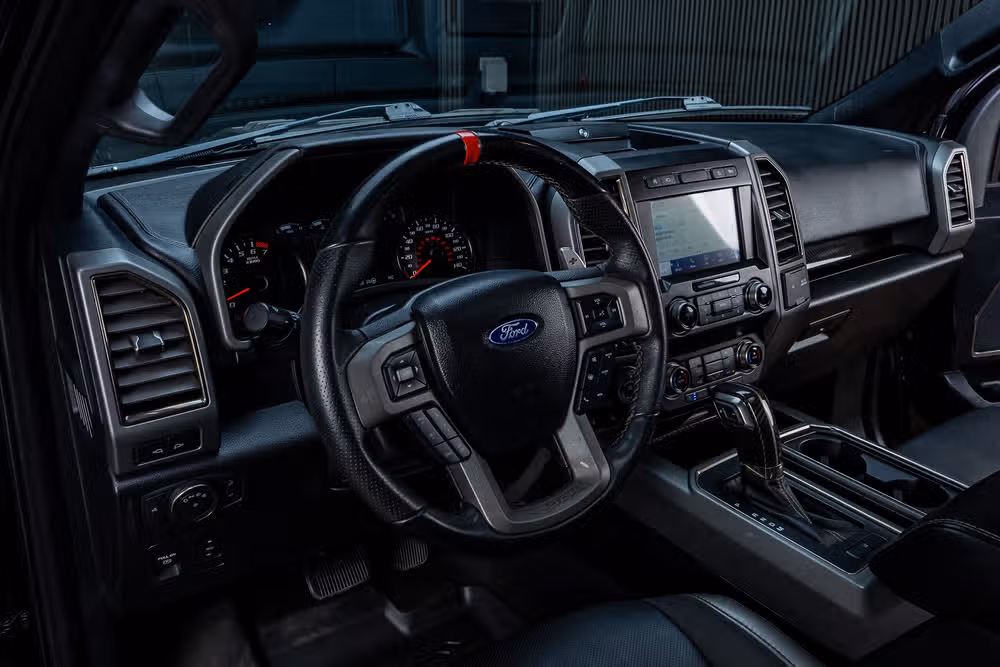 2020 Ford F-150 Raptor SuperCrew Image 17
