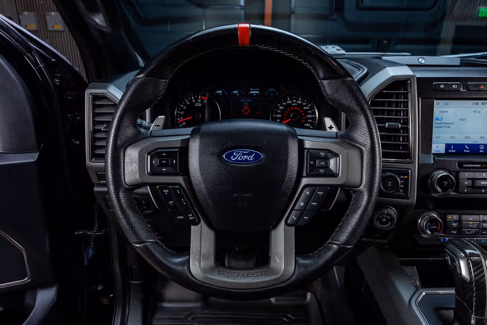 2020 Ford F-150 Raptor SuperCrew Image 19