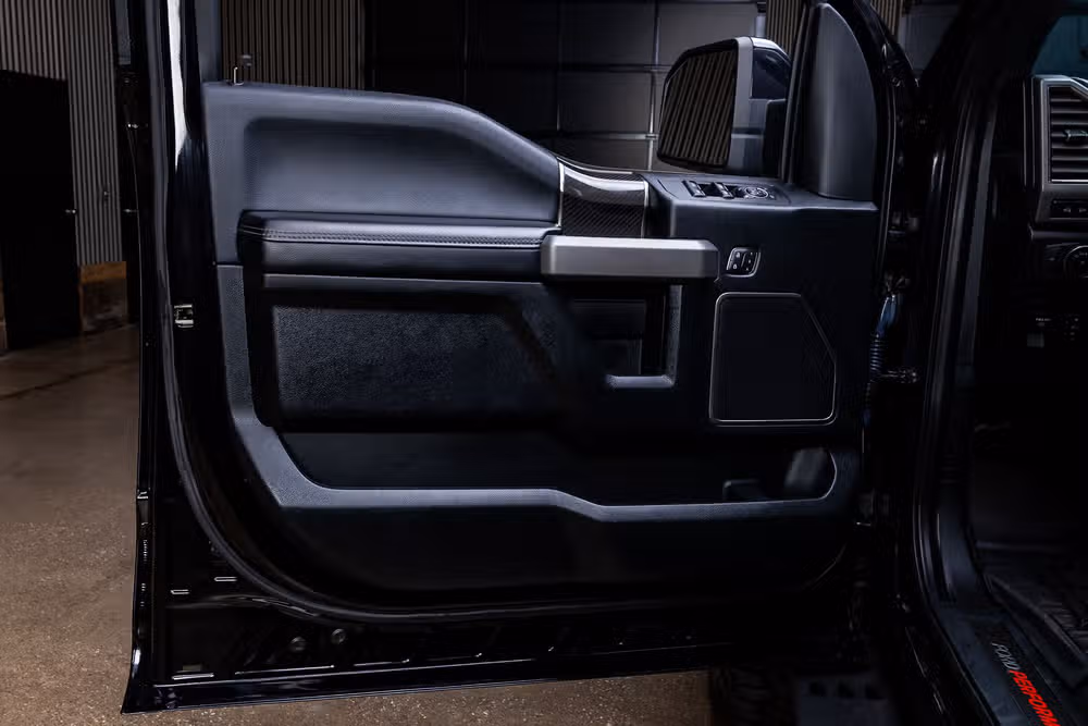 2020 Ford F-150 Raptor SuperCrew Image 37