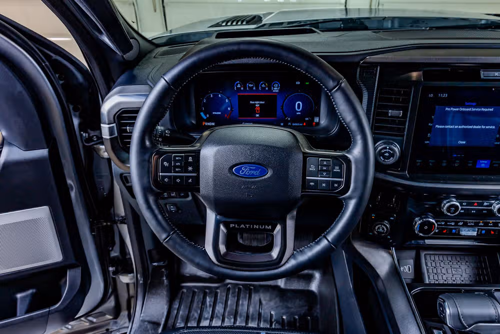 2025 Ford F-150 Platinum SuperCrew Image 14