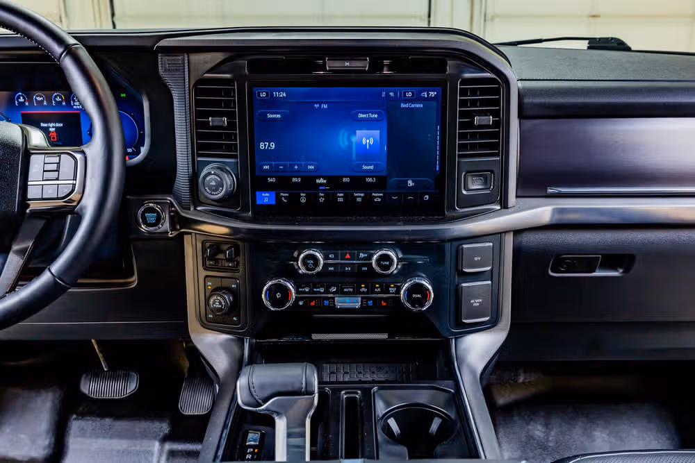 2025 Ford F-150 Platinum SuperCrew Image 19