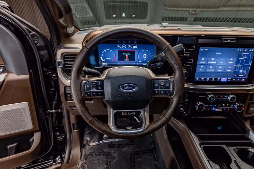 2026 Ford F-250 Super Duty King Ranch Crew Cab Image 19