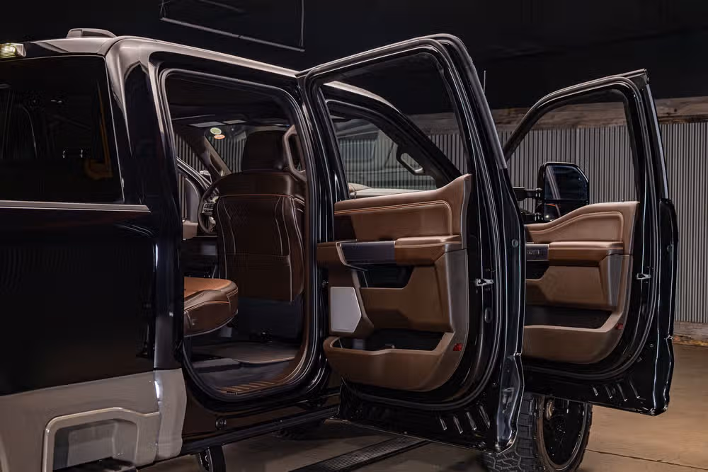 2026 Ford F-250 Super Duty King Ranch Crew Cab Image 33