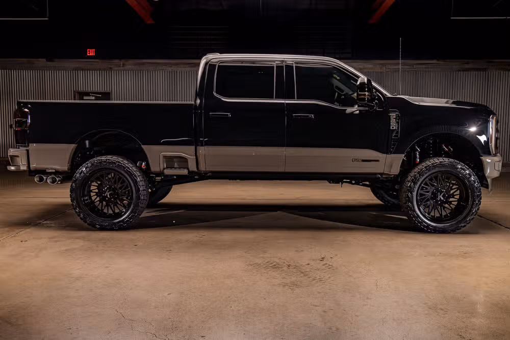 2026 Ford F-250 Super Duty King Ranch Crew Cab Image 11