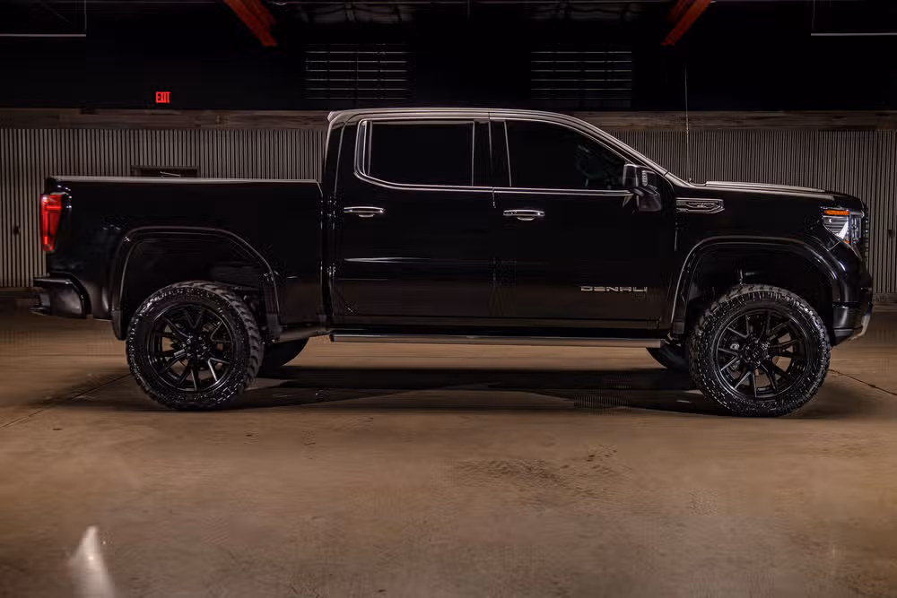 2025 GMC Sierra 1500 Denali Ultimate Crew Cab Image 11