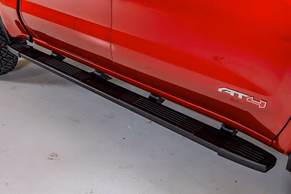 2023 GMC Sierra 1500 AT4 Crew Cab Image 13