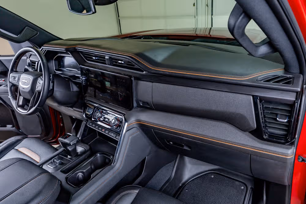 2023 GMC Sierra 1500 AT4 Crew Cab Image 18