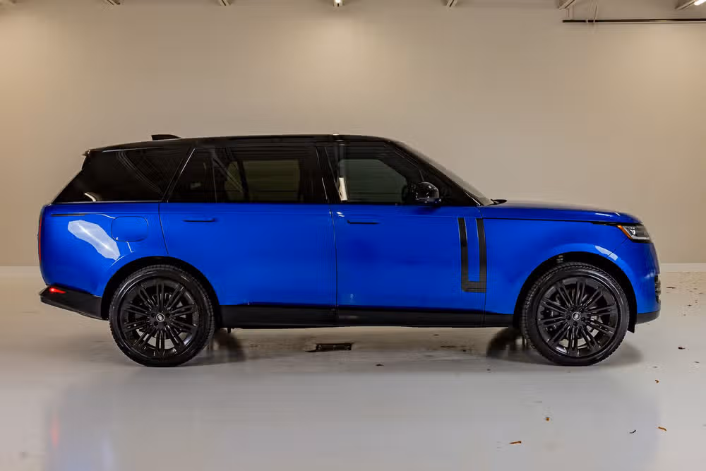 2023 Land Rover Range Rover Autobiography Image 10