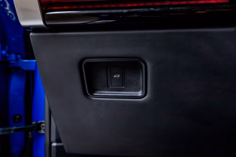 2023 Land Rover Range Rover Autobiography Image 17
