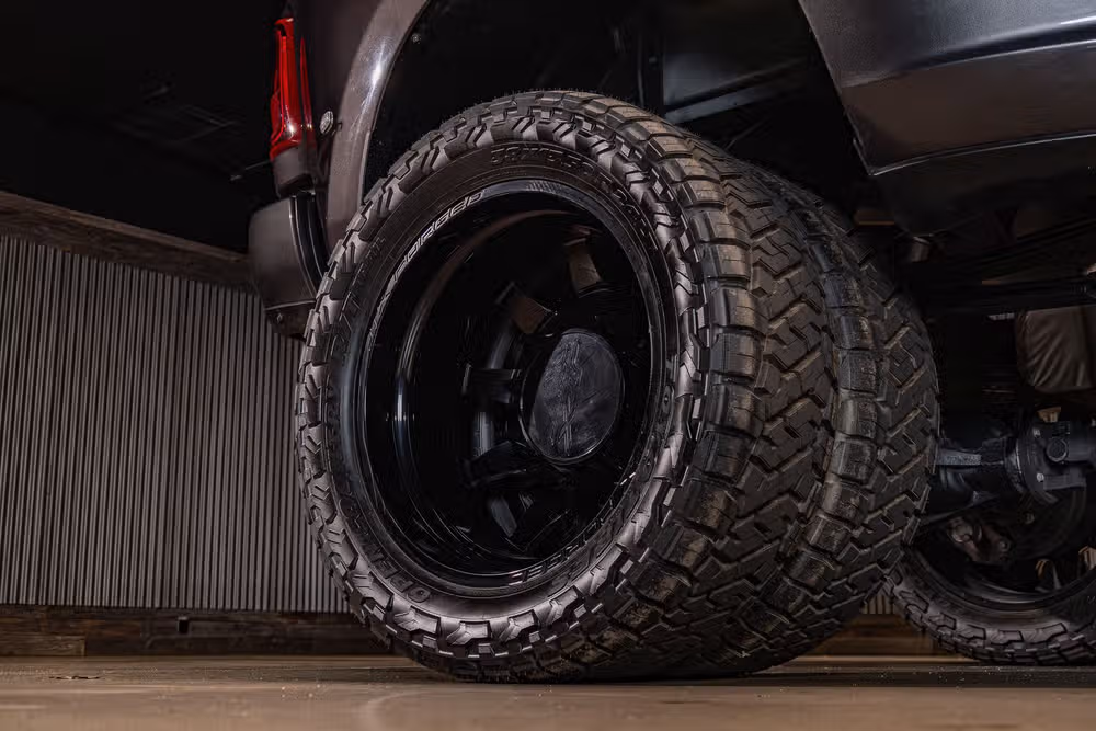 2025 Ram 3500 Laramie Crew Cab Image 12
