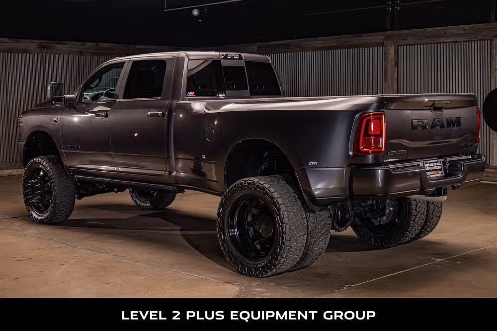 2025 Ram 3500 Laramie Crew Cab Image 7