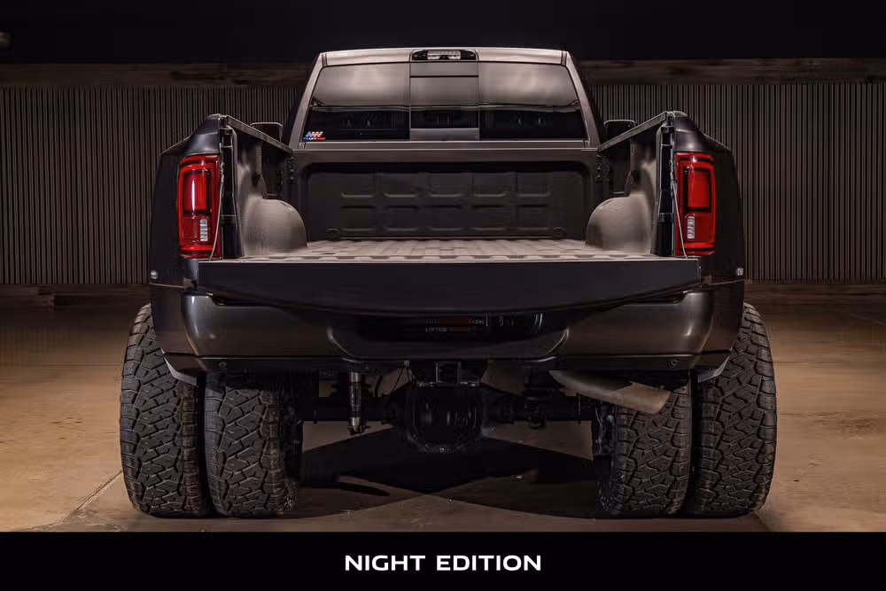 2025 Ram 3500 Laramie Crew Cab Image 9
