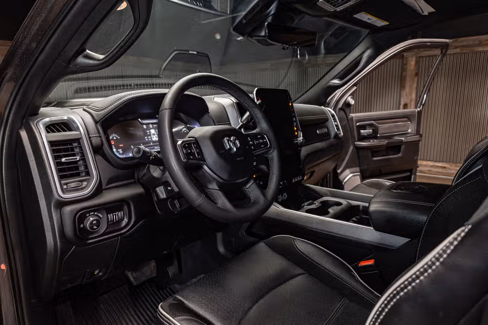 2025 Ram 3500 Laramie Crew Cab Image 14