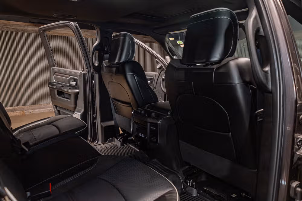 2025 Ram 3500 Laramie Crew Cab Image 25
