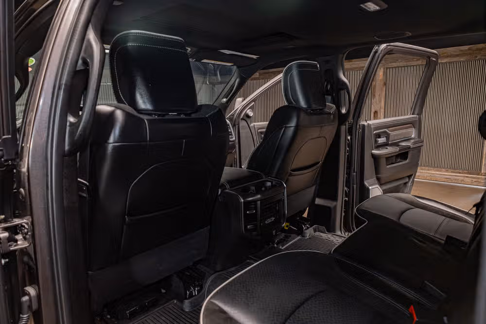 2025 Ram 3500 Laramie Crew Cab Image 22