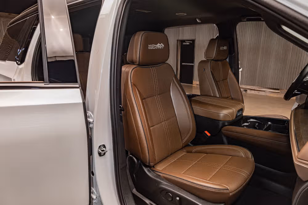 2025 Chevrolet Tahoe High Country Image 28