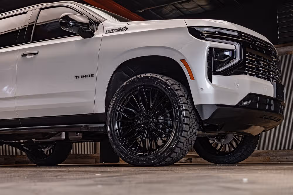 2025 Chevrolet Tahoe High Country Image 12