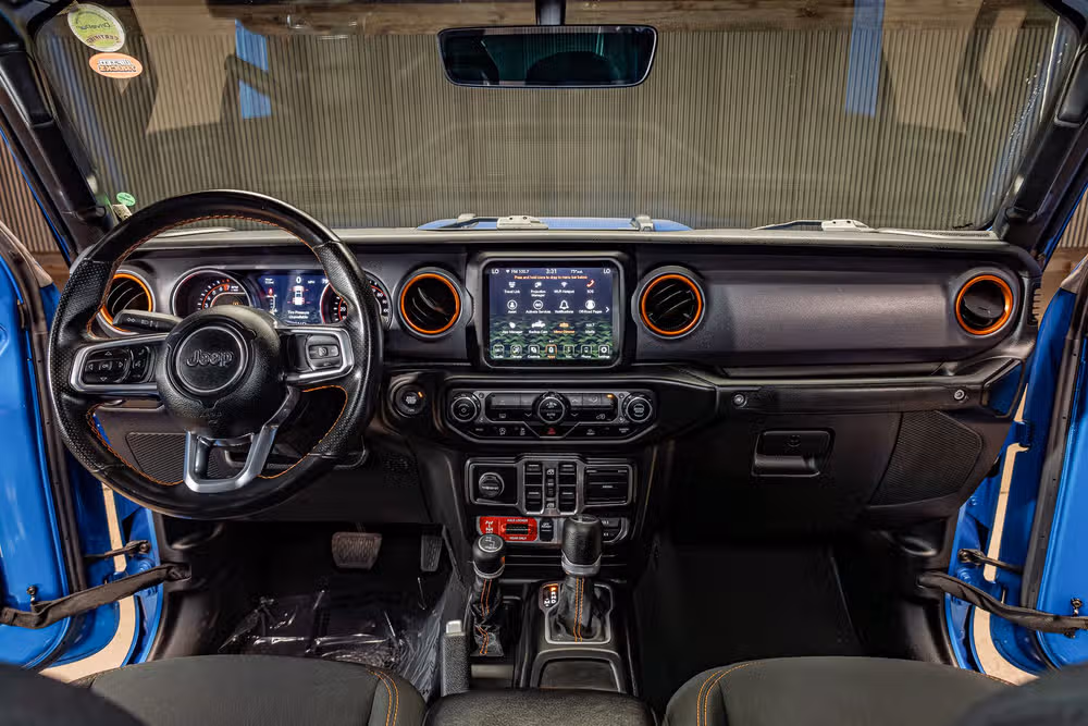 2021 Jeep Gladiator Mojave Crew Cab Image 18