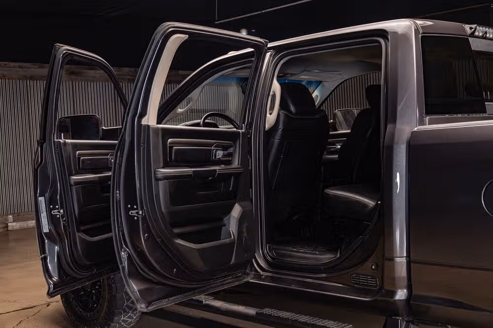 2018 Ram 2500 Laramie Crew Cab Image 28