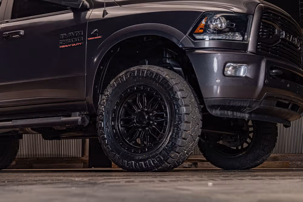 2018 Ram 2500 Laramie Crew Cab Image 12