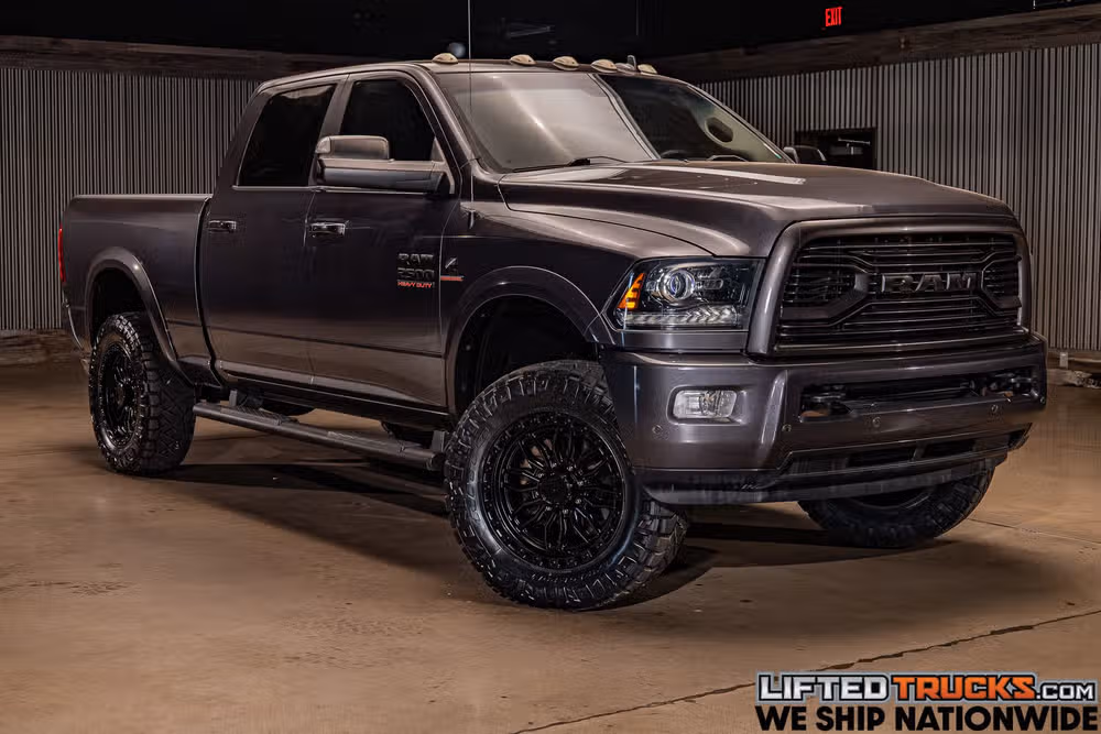 2018 Ram 2500 Laramie Crew Cab Image 1