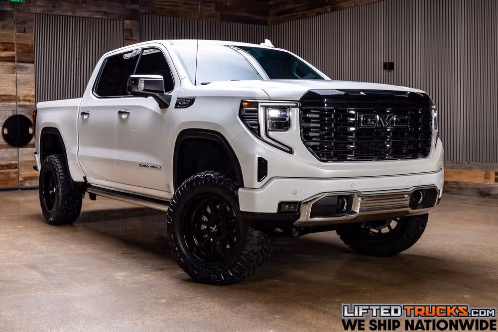 2024 GMC Sierra 1500 Denali Ultimate Crew Cab Image 1